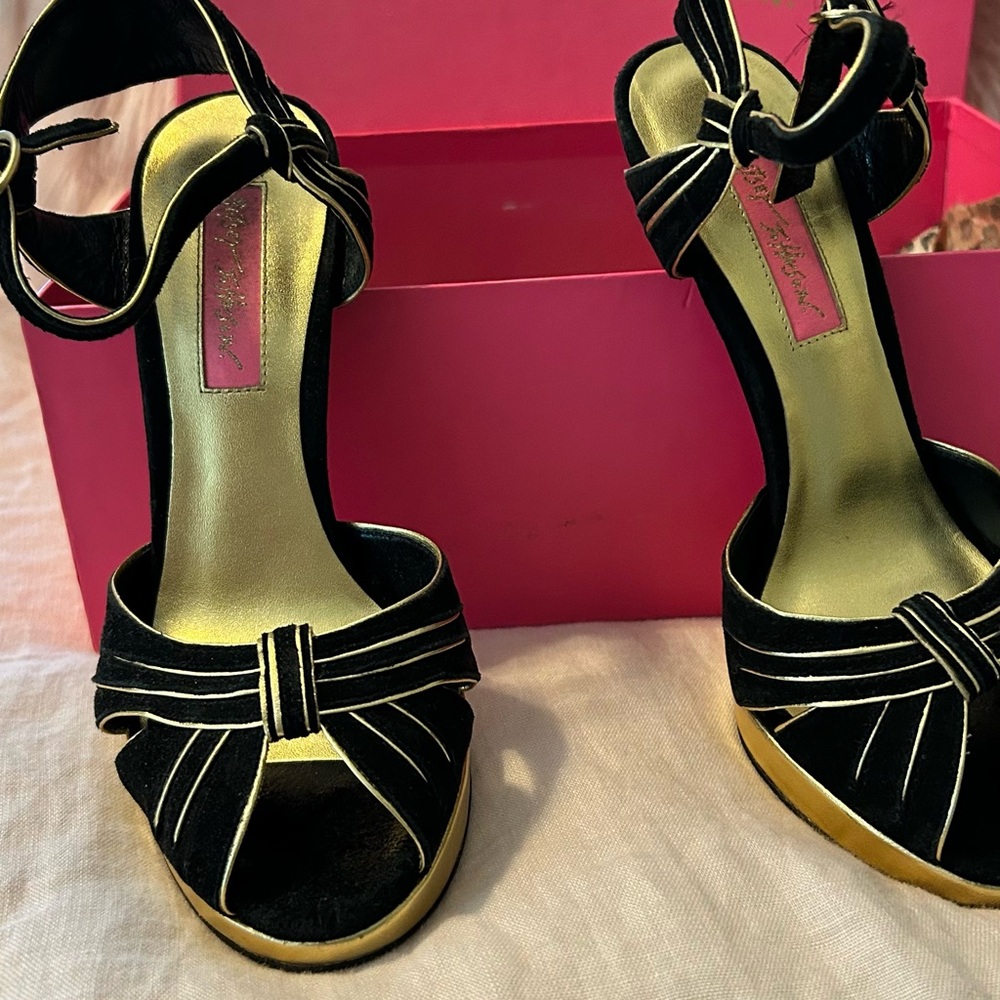 Black and Gold Women's Sandals